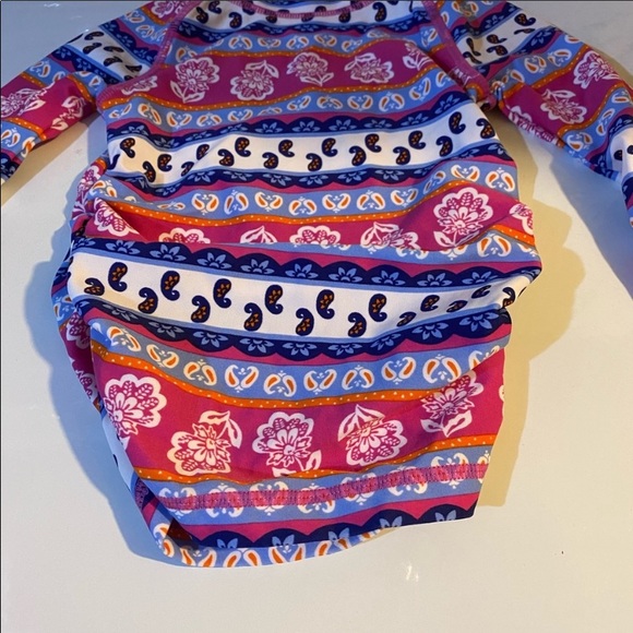 COPY - Tucker + Tate Swim top new never worn - Picture 7 of 8